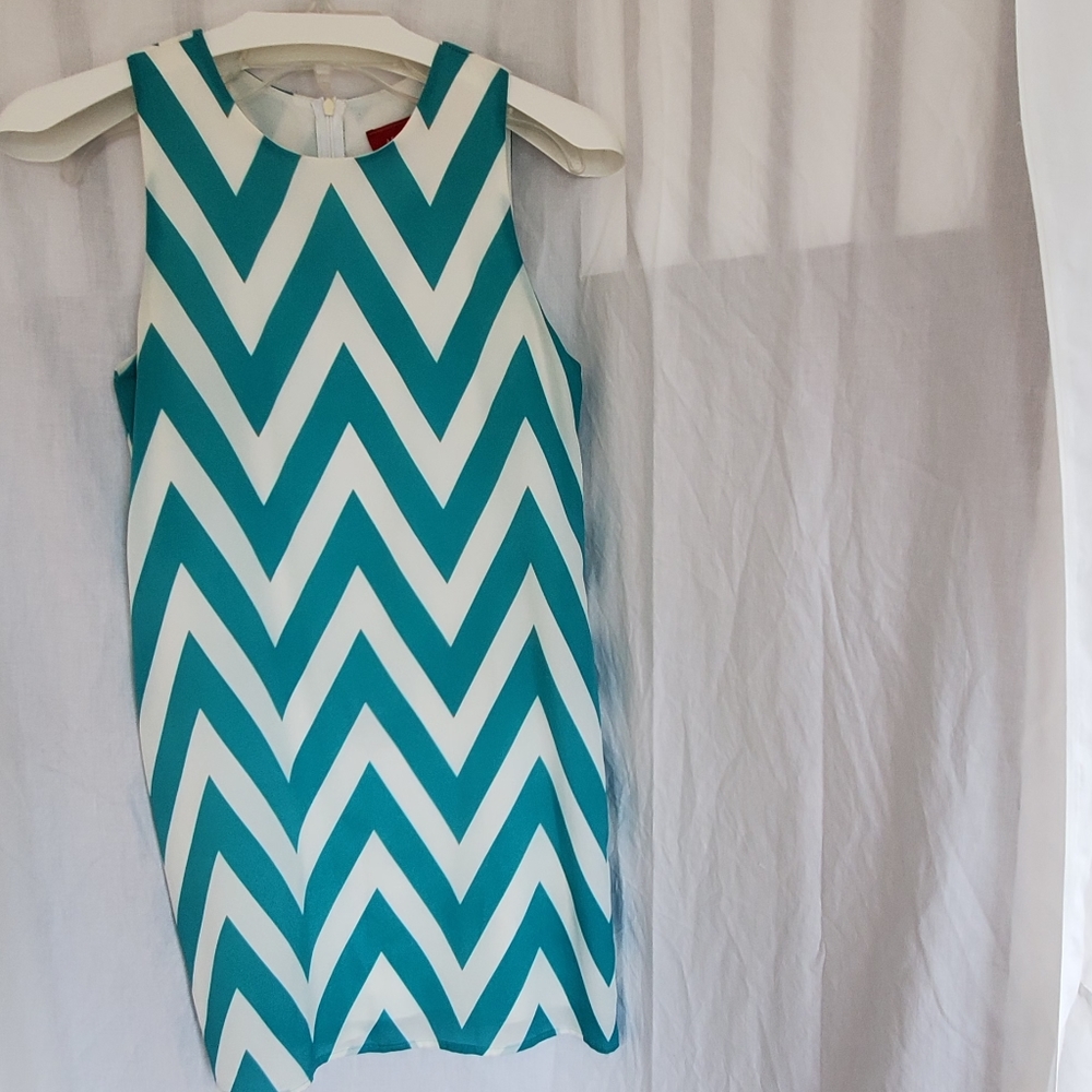 AKIRA Chicago Red Label Green Chevron Dress Sz 4